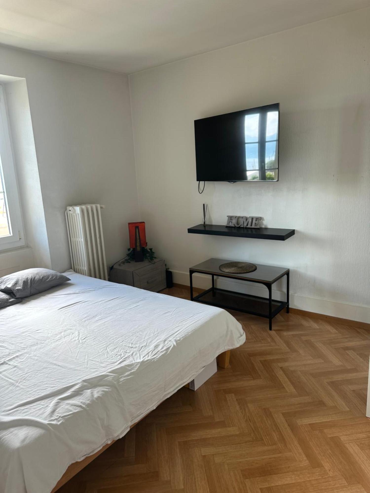 Appt Port Lac Lausanne Exterior photo